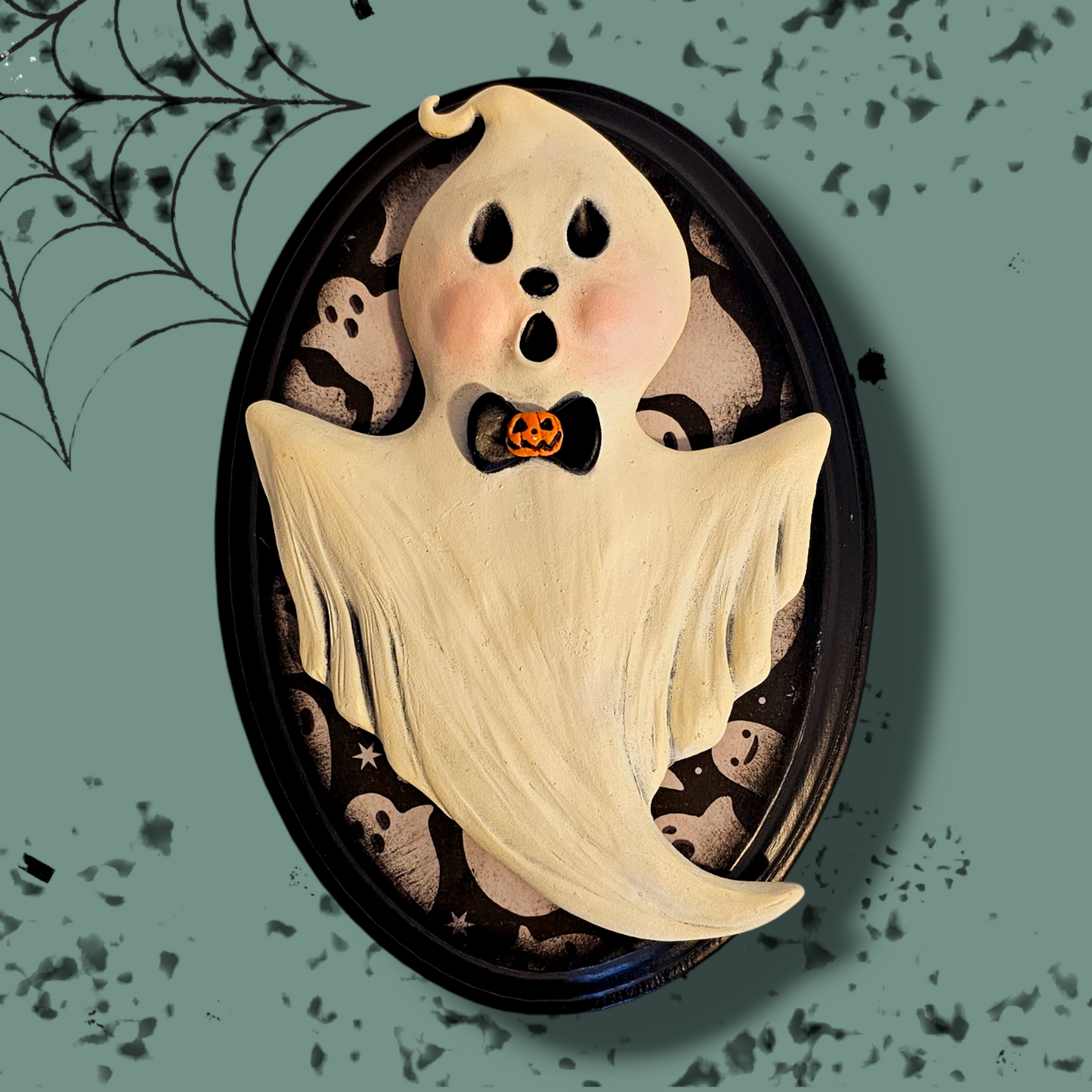 Retro Halloween Ghost Plaque