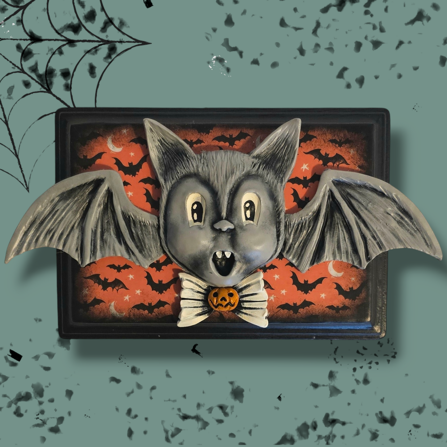 Retro Halloween Bat Plaque